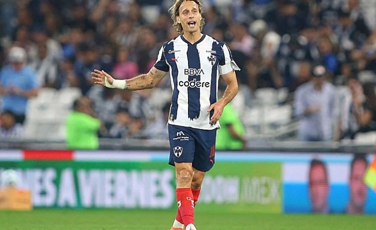 Los elogios de Rayados de Monterrey a Sergio Canales: «Es un marciano» Los elogios de Rayados de Monterrey a Sergio Canales: «Es un marciano»