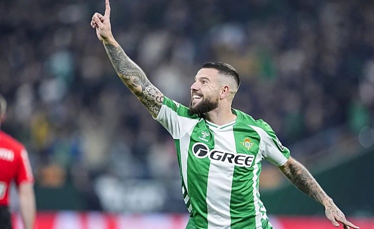 Aitor Ruibal: «Quiero jugar la Champions, pero lo más importante es la estabilidad» Aitor Ruibal: «Quiero jugar la Champions, pero lo más importante es la estabilidad»