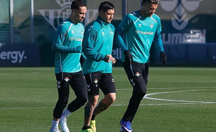 Antony vuelve con el grupo a dos días vista del Betis – Rayo Antony vuelve con el grupo a dos días vista del Betis – Rayo