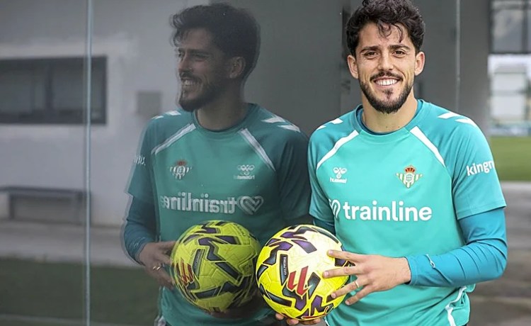 Fornals : «Nos dimos cuenta de que ir a puerta abierta contra todos no es siempre la solución» Fornals : «Nos dimos cuenta de que ir a puerta abierta contra todos no es siempre la solución»