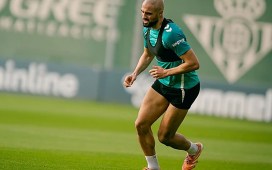 Pellegrini pone fecha a la posible vuelta de Isco: «Después del parón se logrará integrar con el grupo» Pellegrini pone fecha a la posible vuelta de Isco: «Después del parón se logrará integrar con el grupo»