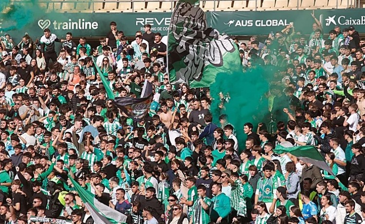 La Comisión Antiviolencia propone una multa de 30.000 euros al Betis La Comisión Antiviolencia propone una multa de 30.000 euros al Betis