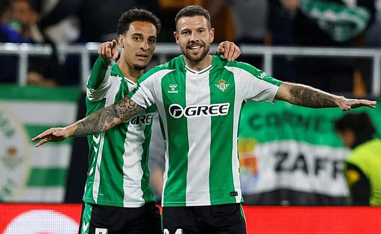 Aitor Ruibal: «Sabíamos que era la noche, que teníamos que dar un paso al frente» Aitor Ruibal: «Sabíamos que era la noche, que teníamos que dar un paso al frente»