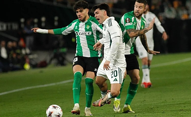 La UEFA confirma los horarios de la eliminatoria entre el Betis y el Sporting de Braga La UEFA confirma los horarios de la eliminatoria entre el Betis y el Sporting de Braga