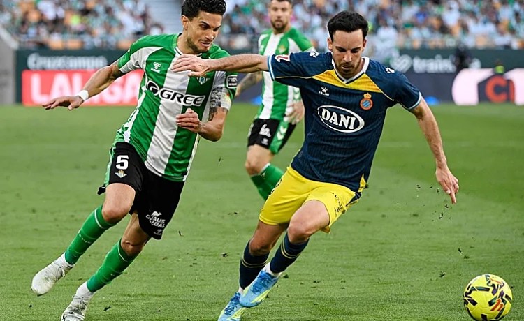 Bartra: «El empate sabe a poco» Bartra: «El empate sabe a poco»