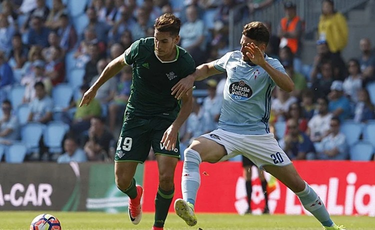 Álex Alegría: «Las redes sociales me han hecho mucho daño» Álex Alegría: «Las redes sociales me han hecho mucho daño»