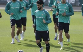 Ortiz y Junior, únicas ausencias en el entrenamiento del Betis pensando en Osasuna Ortiz y Junior, únicas ausencias en el entrenamiento del Betis pensando en Osasuna