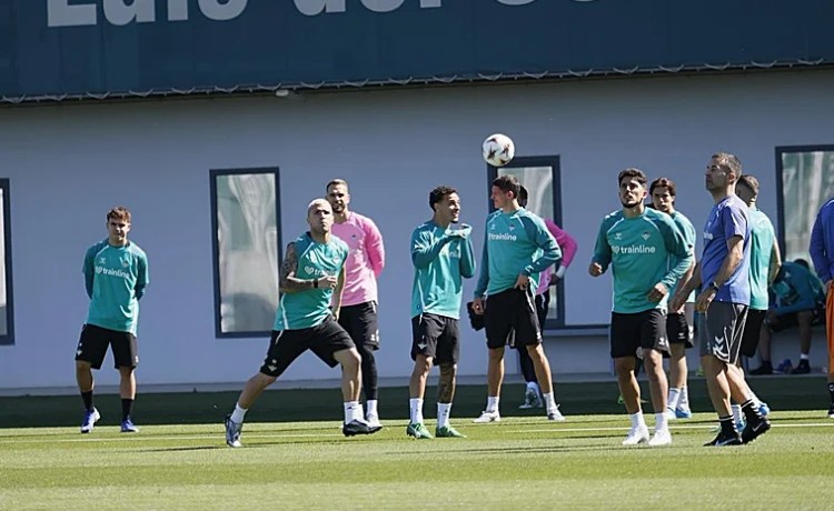 Alineaciones oficiales del Betis – Braga de la UEFA Europa League 2025-2026: Fidalgo, al once junto a Amrabat y Fornals Alineaciones oficiales del Betis – Braga de la UEFA Europa League 2025-2026: Fidalgo, al once junto a Amrabat y Fornals