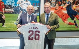 Rafael Louzán se deshace en elogios hacia el Betis: «Nos permiten tener una gran final» Rafael Louzán se deshace en elogios hacia el Betis: «Nos permiten tener una gran final»