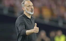 Matarazzo avisa al Betis en la pelea por la quinta plaza: «Todavía podemos hacer más» Matarazzo avisa al Betis en la pelea por la quinta plaza: «Todavía podemos hacer más»