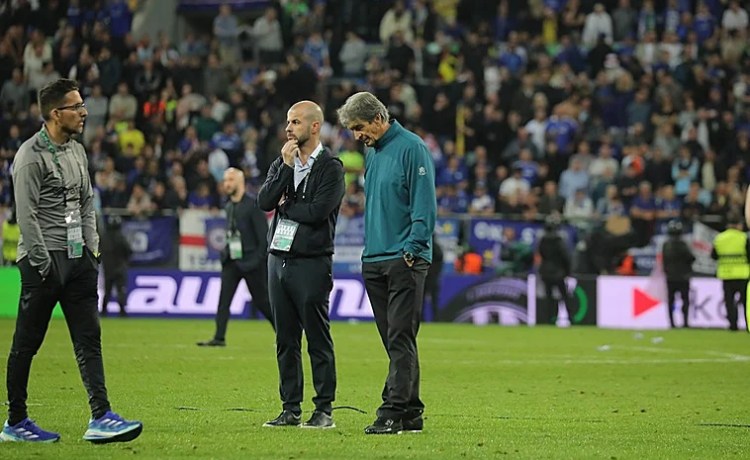 El Betis hará un profundo análisis de todo el área deportiva a final de temporada El Betis hará un profundo análisis de todo el área deportiva a final de temporada