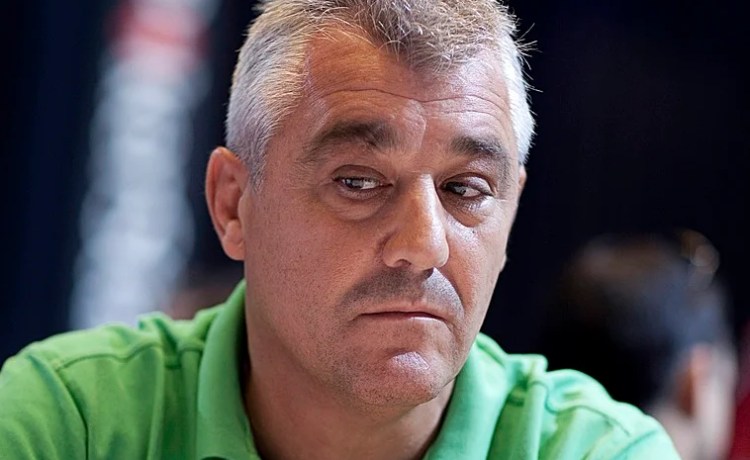 Rincón: «Si estuviese en este equipo con Abde, Isco y Antony, metería 40 goles» Rincón: «Si estuviese en este equipo con Abde, Isco y Antony, metería 40 goles»