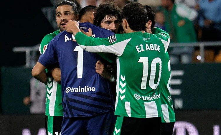 Este Betis tiene fe en Pellegrini y se agarra a Abde y al efecto Isco Este Betis tiene fe en Pellegrini y se agarra a Abde y al efecto Isco