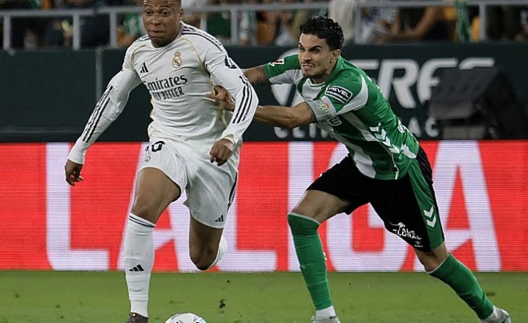 Bartra, pendiente de pruebas tras pedir el cambio ante el Madrid Bartra, pendiente de pruebas tras pedir el cambio ante el Madrid