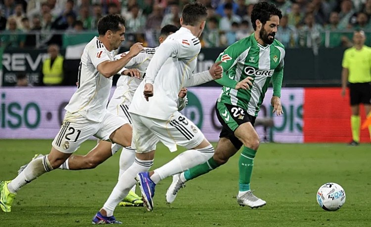 El «aura y el efecto» de futbolistas como Isco y Cazorla El «aura y el efecto» de futbolistas como Isco y Cazorla