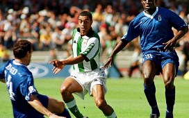 Betis – Oviedo, el día que los béticos le contaron los toques a Clemente: «Me lo pasé bomba» Betis – Oviedo, el día que los béticos le contaron los toques a Clemente: «Me lo pasé bomba»