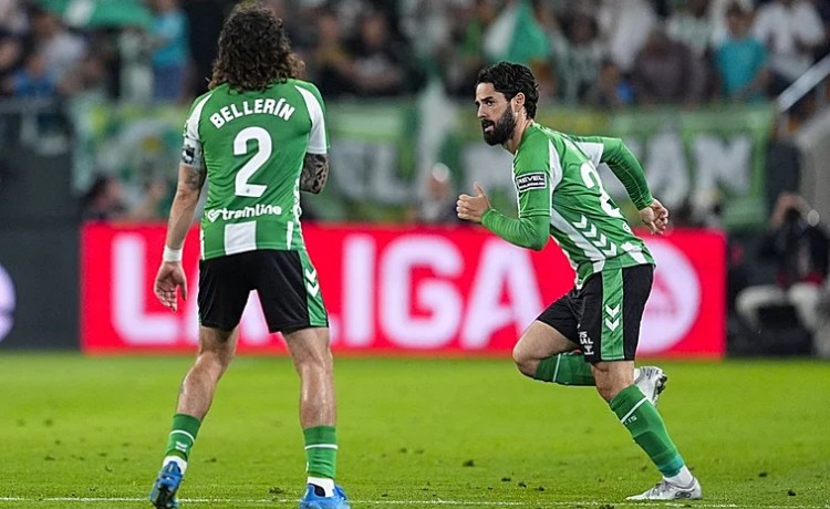 Con Isco en el campo, el Betis marca un gol cada 23 minutos Con Isco en el campo, el Betis marca un gol cada 23 minutos