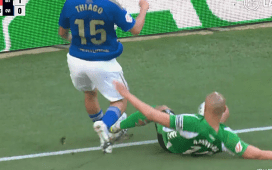 El CTA considera que Amrabat debió ser expulsado con roja directa en el Betis – Oviedo El CTA considera que Amrabat debió ser expulsado con roja directa en el Betis – Oviedo