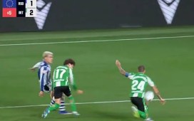 Los especialistas arbitrales no ven penalti en la mano de Aitor en el Real Sociedad – Real Betis: «Hay un problema muy gordo» Los especialistas arbitrales no ven penalti en la mano de Aitor en el Real Sociedad – Real Betis: «Hay un problema muy gordo»