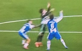 Polémica en seis de los siete penaltis en contra del Betis en LaLiga esta temporada Polémica en seis de los siete penaltis en contra del Betis en LaLiga esta temporada
