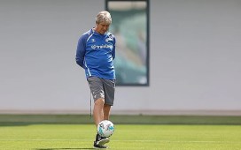 Pellegrini: «Hace seis años uno no se imaginaba jugar todos los años en Europa League y que ahora se pida Champions da más mérito al crecimiento del club» Pellegrini: «Hace seis años uno no se imaginaba jugar todos los años en Europa League y que ahora se pida Champions da más mérito al crecimiento del club»