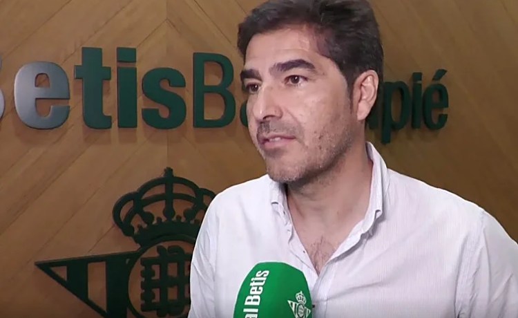 La felicidad de Ángel Haro y López Catalán tras la clasificación del Betis para la Champions: «Era un sueño que teníamos» La felicidad de Ángel Haro y López Catalán tras la clasificación del Betis para la Champions: «Era un sueño que teníamos»