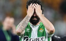 Isco: «Ha sido un año muy complicado y las lágrimas fueron de liberación» Isco: «Ha sido un año muy complicado y las lágrimas fueron de liberación»