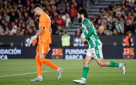 Nuevo pasito de Isco para recuperar su mejor versión: gol para ganar confianza un año después Nuevo pasito de Isco para recuperar su mejor versión: gol para ganar confianza un año después
