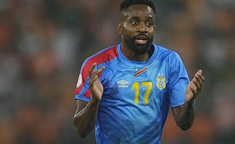 Bakambu entra en la lista de la RD Congo para el Mundial Bakambu entra en la lista de la RD Congo para el Mundial