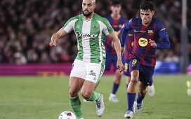 Amrabat agradece el «fantástico apoyo» a los béticos con su futuro en el aire Amrabat agradece el «fantástico apoyo» a los béticos con su futuro en el aire