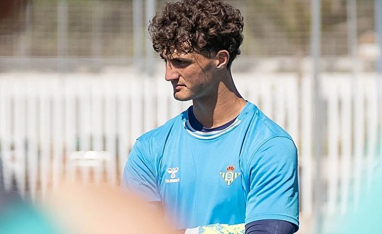 Manu González será el tercer portero en la plantilla del Betis Manu González será el tercer portero en la plantilla del Betis