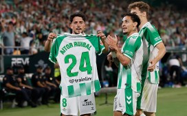 El plan de recuperación de Aitor indica que volverá con el grupo del Betis con LaLiga 2026-27 ya empezada El plan de recuperación de Aitor indica que volverá con el grupo del Betis con LaLiga 2026-27 ya empezada