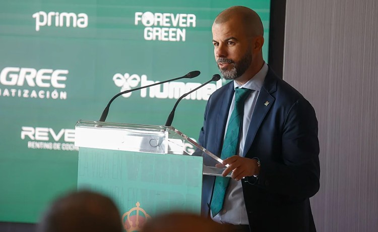 En Italia sitúan a Manu Fajardo como candidato para ser director deportivo del Milan En Italia sitúan a Manu Fajardo como candidato para ser director deportivo del Milan