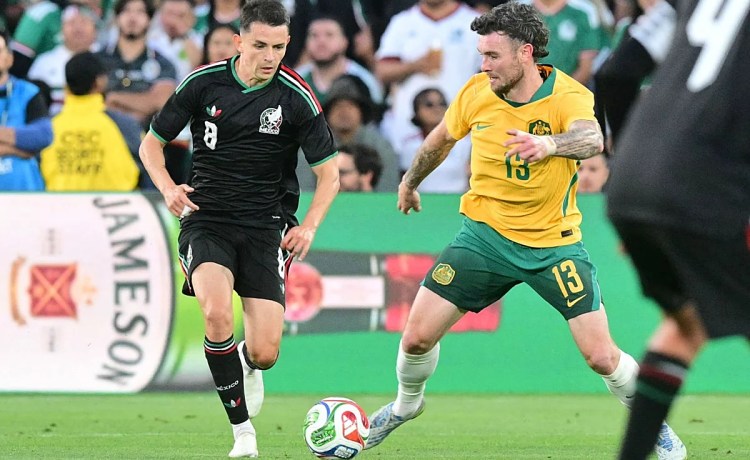 Fidalgo fue titular y jugó una hora en el triunfo de México sobre Australia Fidalgo fue titular y jugó una hora en el triunfo de México sobre Australia