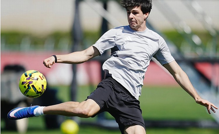 Gonzalo Petit cierra una temporada de cesiones Gonzalo Petit cierra una temporada de cesiones