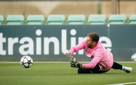 Adrián: «Tenemos pendiente una reunión para ver mi función en el Betis pero me veo más cerca de la gestión» Adrián: «Tenemos pendiente una reunión para ver mi función en el Betis pero me veo más cerca de la gestión»
