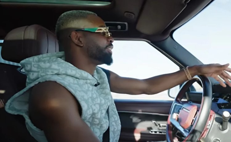 Bakambu: «Decidiré el futuro con mi familia» Bakambu: «Decidiré el futuro con mi familia»