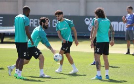 El Betis iniciará la pretemporada el 7 de julio con las pruebas médicas El Betis iniciará la pretemporada el 7 de julio con las pruebas médicas