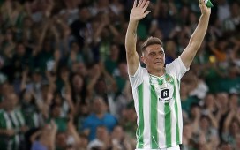 Tres años del homenaje a Joaquín tras colgar las botas en el Betis Tres años del homenaje a Joaquín tras colgar las botas en el Betis