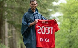 Raúl renueva con el Osasuna hasta el 2031; el Betis conserva el 25 por ciento de una futura venta Raúl renueva con el Osasuna hasta el 2031; el Betis conserva el 25 por ciento de una futura venta