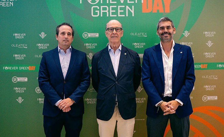El Betis lanzará un concurso de ideas para el diseño de su próxima camiseta del partido Forever Green El Betis lanzará un concurso de ideas para el diseño de su próxima camiseta del partido Forever Green
