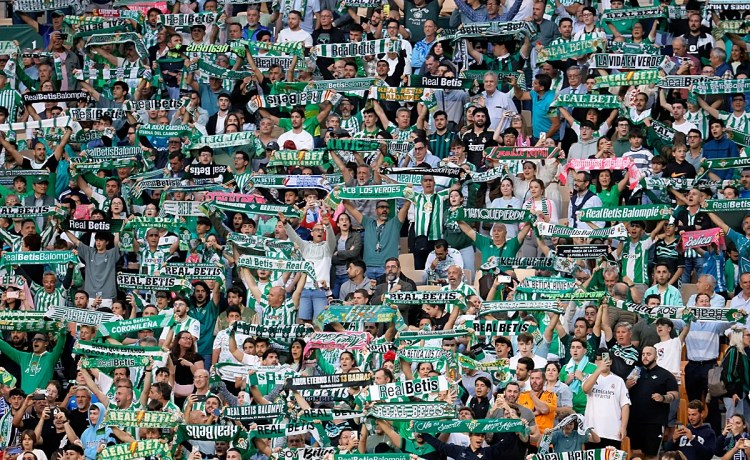 El aviso del Betis a sus abonados: el requisito obligatorio si no quieres perder tu descuento El aviso del Betis a sus abonados: el requisito obligatorio si no quieres perder tu descuento