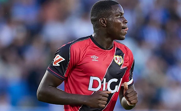 El Betis y el Rayo cierran el traspaso de Mendy El Betis y el Rayo cierran el traspaso de Mendy