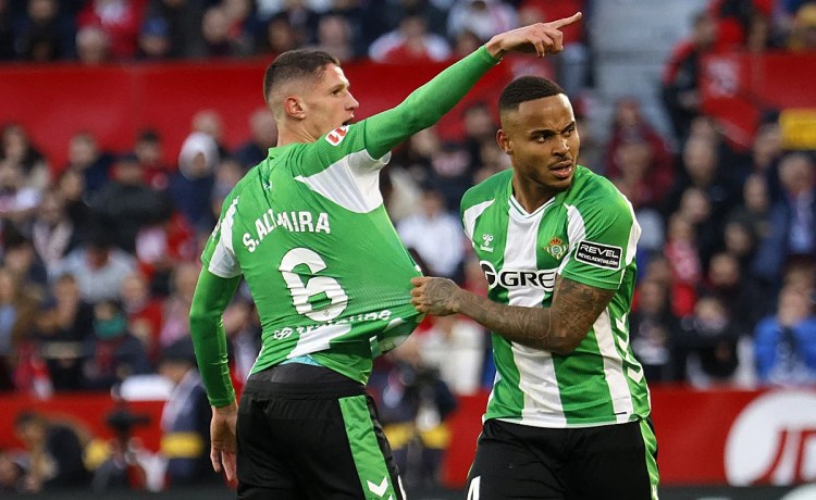 El Betis aguarda por Altimira para iniciar la operación salida El Betis aguarda por Altimira para iniciar la operación salida