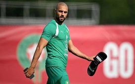 De Amrabat a Guido: el pivote físico que busca Pellegrini para la Champions De Amrabat a Guido: el pivote físico que busca Pellegrini para la Champions