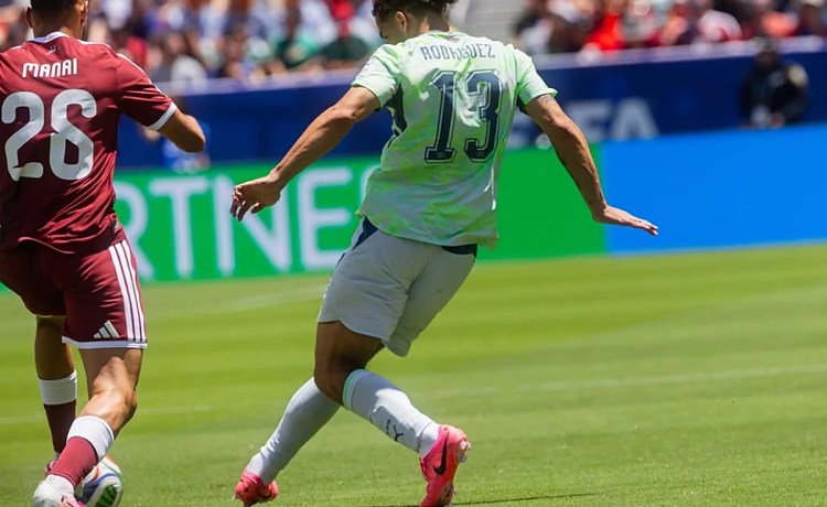 Duelo de máxima exigencia para Ricardo Rodríguez en el Mundial Duelo de máxima exigencia para Ricardo Rodríguez en el Mundial