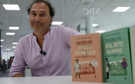 Alberto del Campo «El triunfo atrae pero el Betis, desde sus inicios, ha sabido capitalizar la derrota con romanticismo» Alberto del Campo «El triunfo atrae pero el Betis, desde sus inicios, ha sabido capitalizar la derrota con romanticismo»