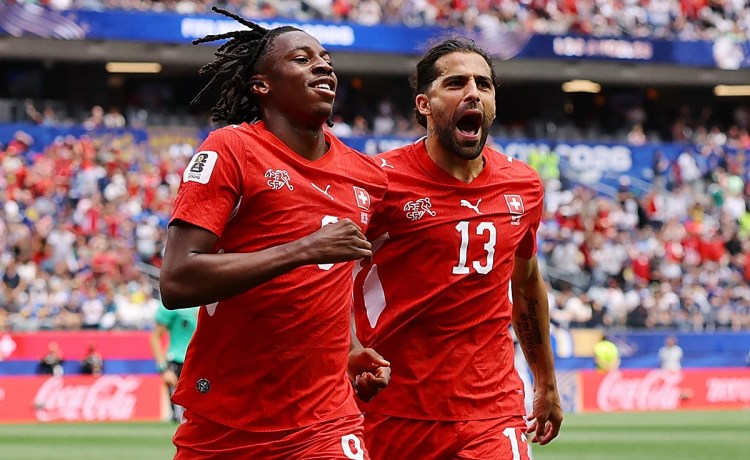 Ricardo Rodríguez se juega el liderato ante Canadá Ricardo Rodríguez se juega el liderato ante Canadá