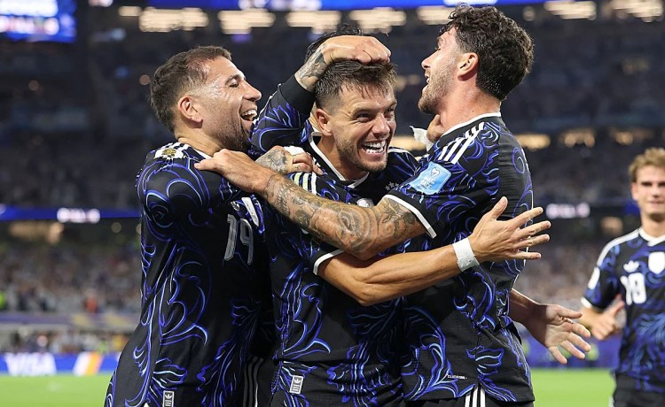 Lo Celso: «Estoy muy bien en el Betis» Lo Celso: «Estoy muy bien en el Betis»