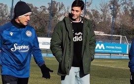 Valentín Gómez visita Vélez durante sus vacaciones antes de la pretemporada Valentín Gómez visita Vélez durante sus vacaciones antes de la pretemporada